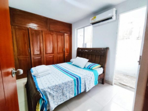 Habitación con aire en barrio
